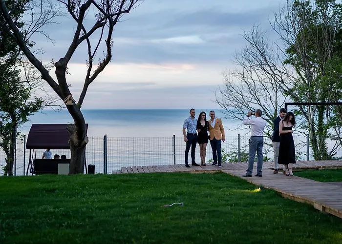 хотел панорама Хотел 2*