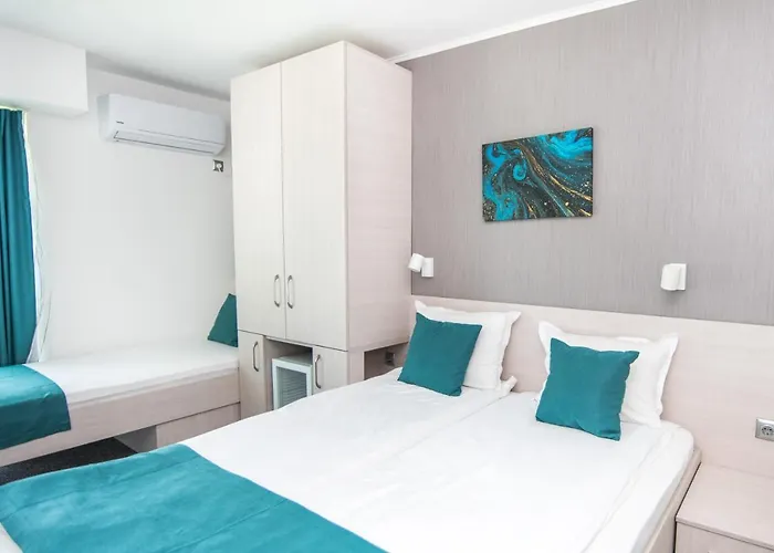 Хотел хотел панорама 2*