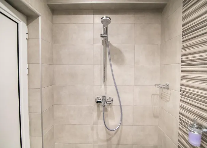 хотел панорама 2*