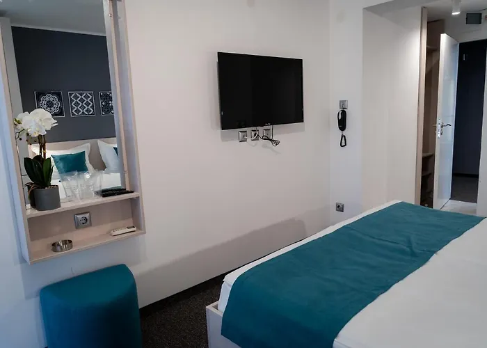 хотел панорама Китен